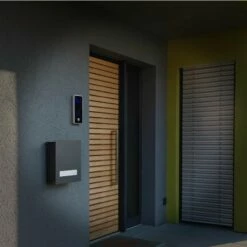 Edelstahl Aufputz Türklingel RAL 9005 Schwarz Hochglanz Mit Beleuchtung Blau NAOS -Türschilder aus Edelstahl Geschäft edelstahl aufputz tuerklingel ral 9005 schwarz hochglanz mit beleuchtung blau naos4